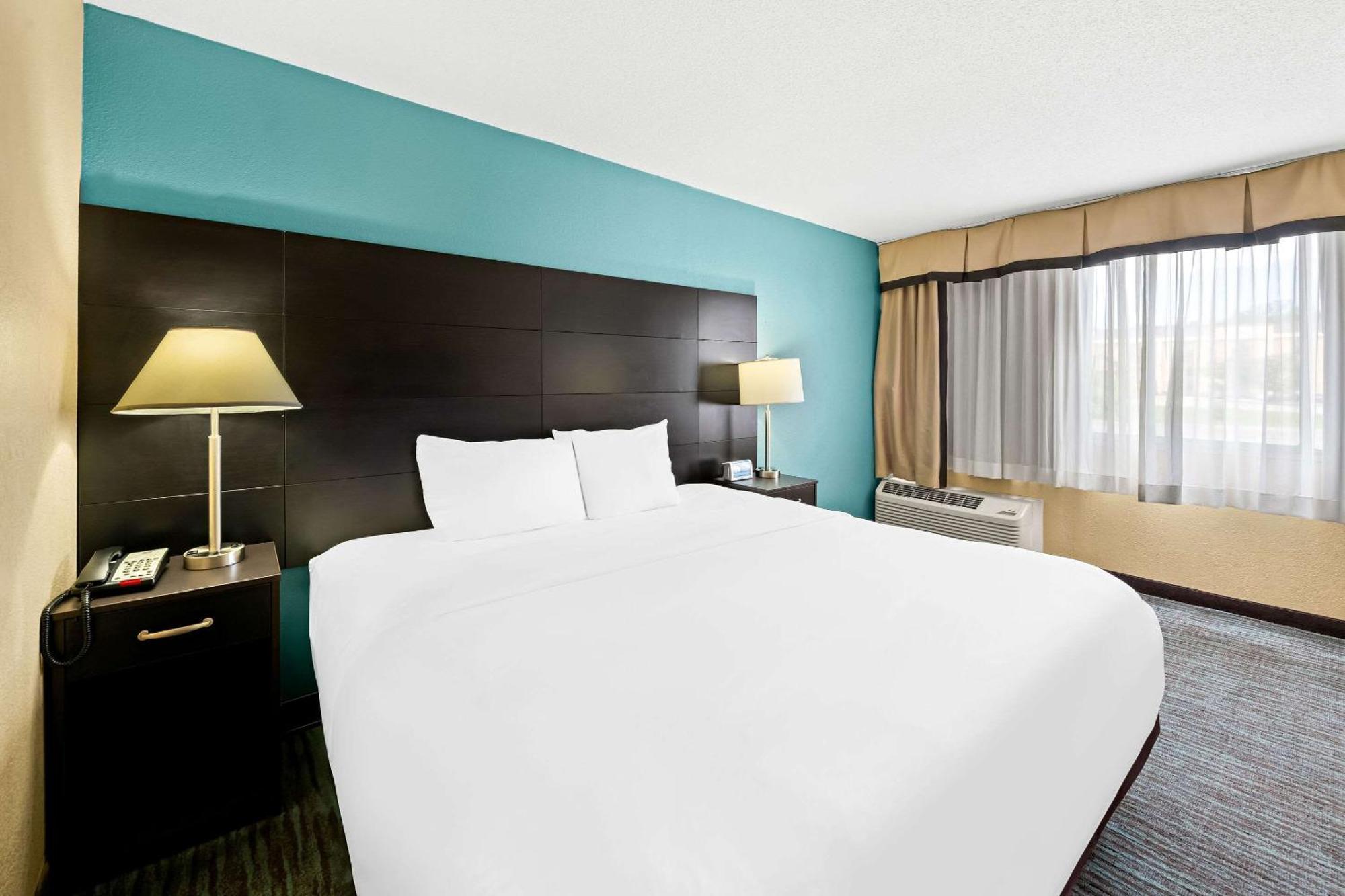 Quality Inn Dayton Airport Englewood Exterior foto