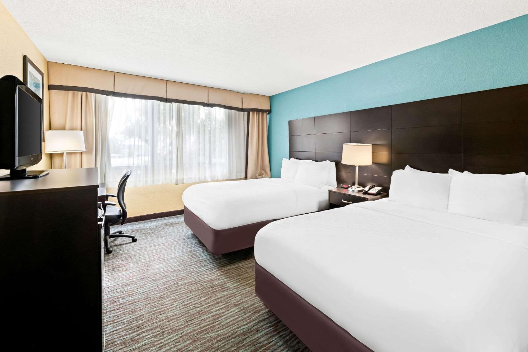 Quality Inn Dayton Airport Englewood Exterior foto