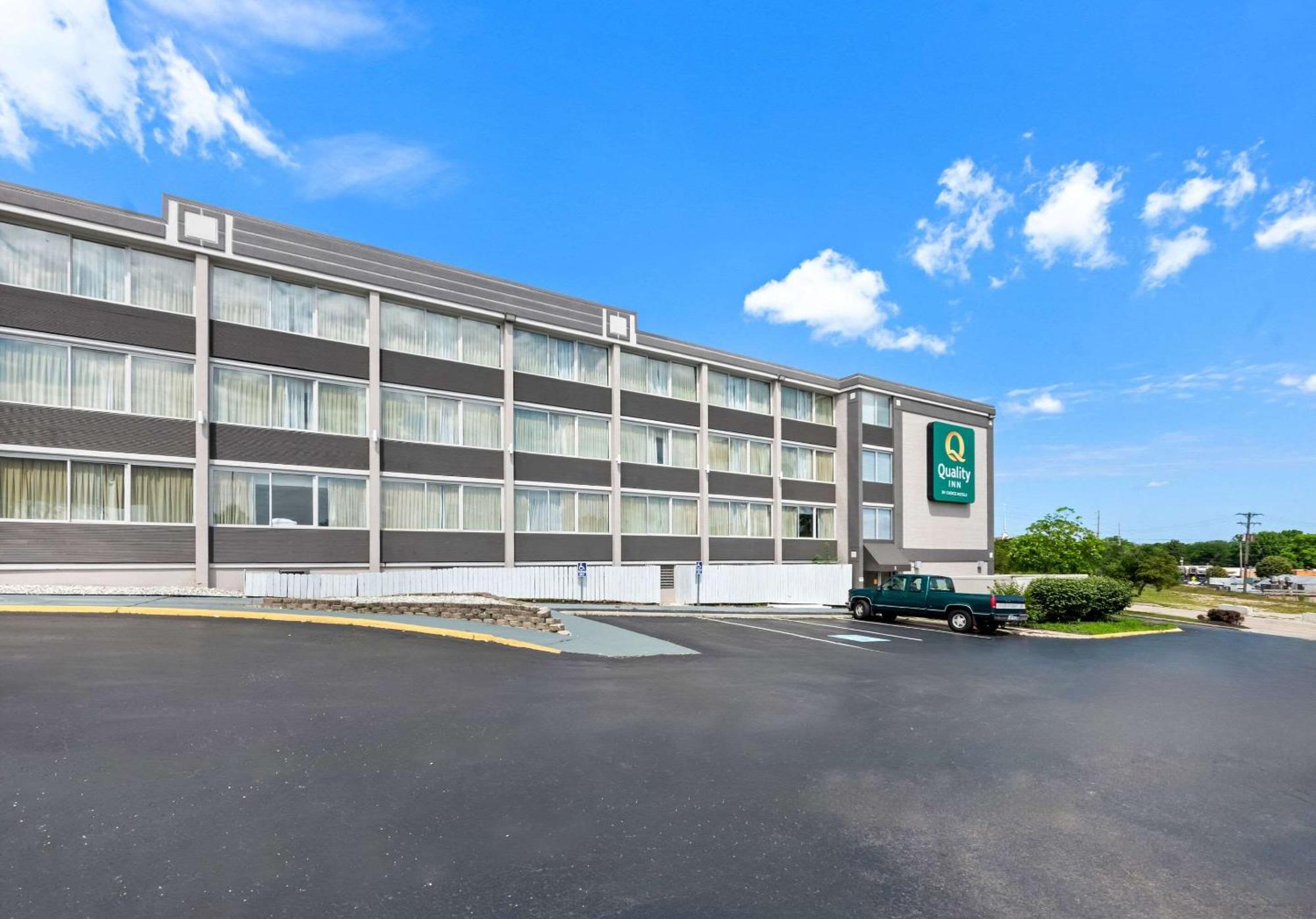 Quality Inn Dayton Airport Englewood Exterior foto